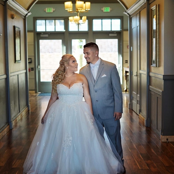 Meet your Posher, Carmelita - Picture 1 of 1